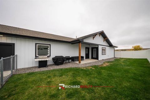 Tiny photo for 755 Go Around Loop, Cody, WY 82414 (MLS # 10031787)