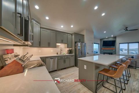 Tiny photo for 755 Go Around Loop, Cody, WY 82414 (MLS # 10031787)