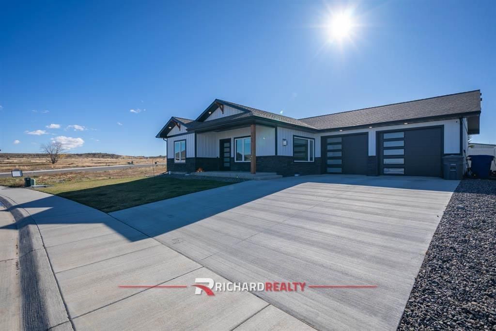 Photo of 755 Go Around Loop, Cody, WY 82414 (MLS # 10031787)