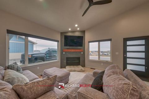 Tiny photo for 755 Go Around Loop, Cody, WY 82414 (MLS # 10031787)