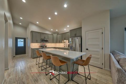 Tiny photo for 755 Go Around Loop, Cody, WY 82414 (MLS # 10031787)