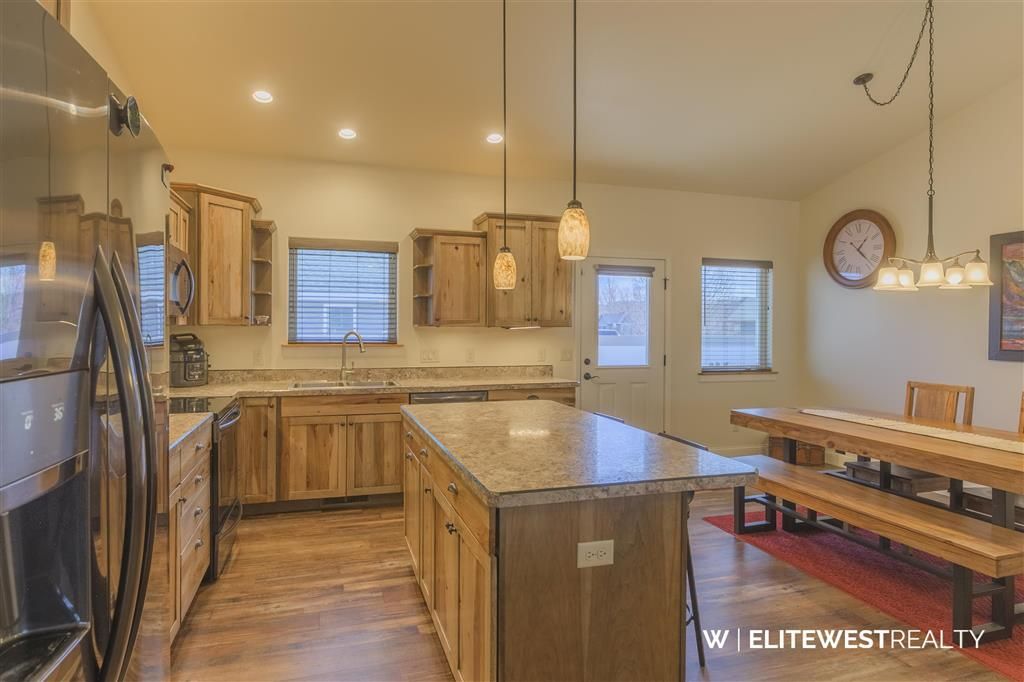 Photo of 230 Pleasant View Dr, Cody, WY 82414 (MLS # 10032013)