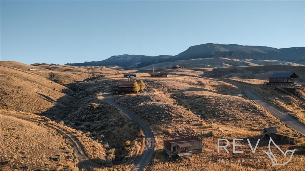 Photo of 8 Stagecoach Trl, Cody, WY 82414 (MLS # 10031802)