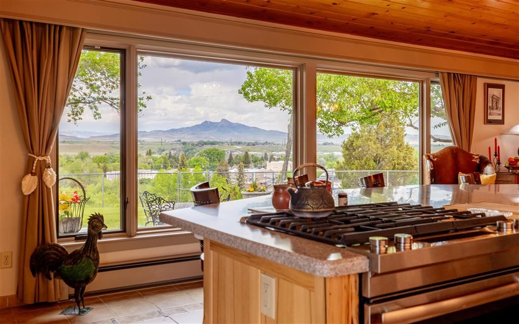 Photo of 1507 Shepard Pl, Cody, WY 82414 (MLS # 10031313)