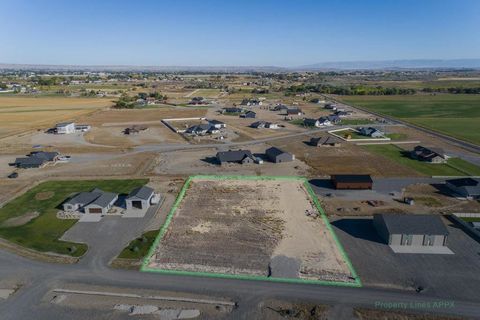 Tiny photo for TBD Wagon Box Ln #16, Powell, WY 82435 (MLS # 10030970)
