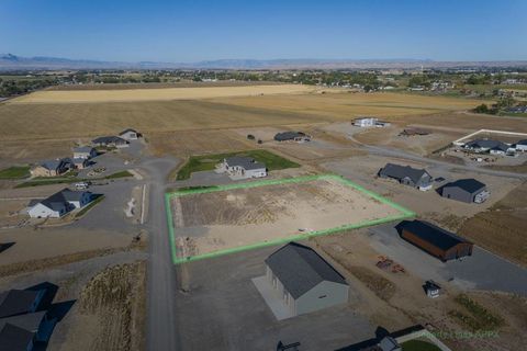 Photo of TBD Wagon Box Ln #16, Powell, WY 82435 (MLS # 10030970)