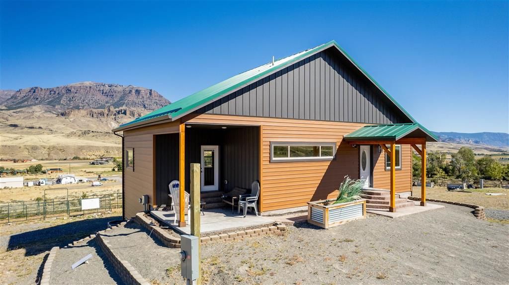 Photo of 3 Paintbrush Dr, Cody, WY 82414 (MLS # 10032116)