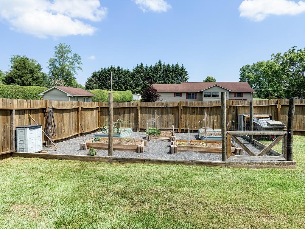 116 Lady Slipper Circle, Beaver, West Virginia image 31