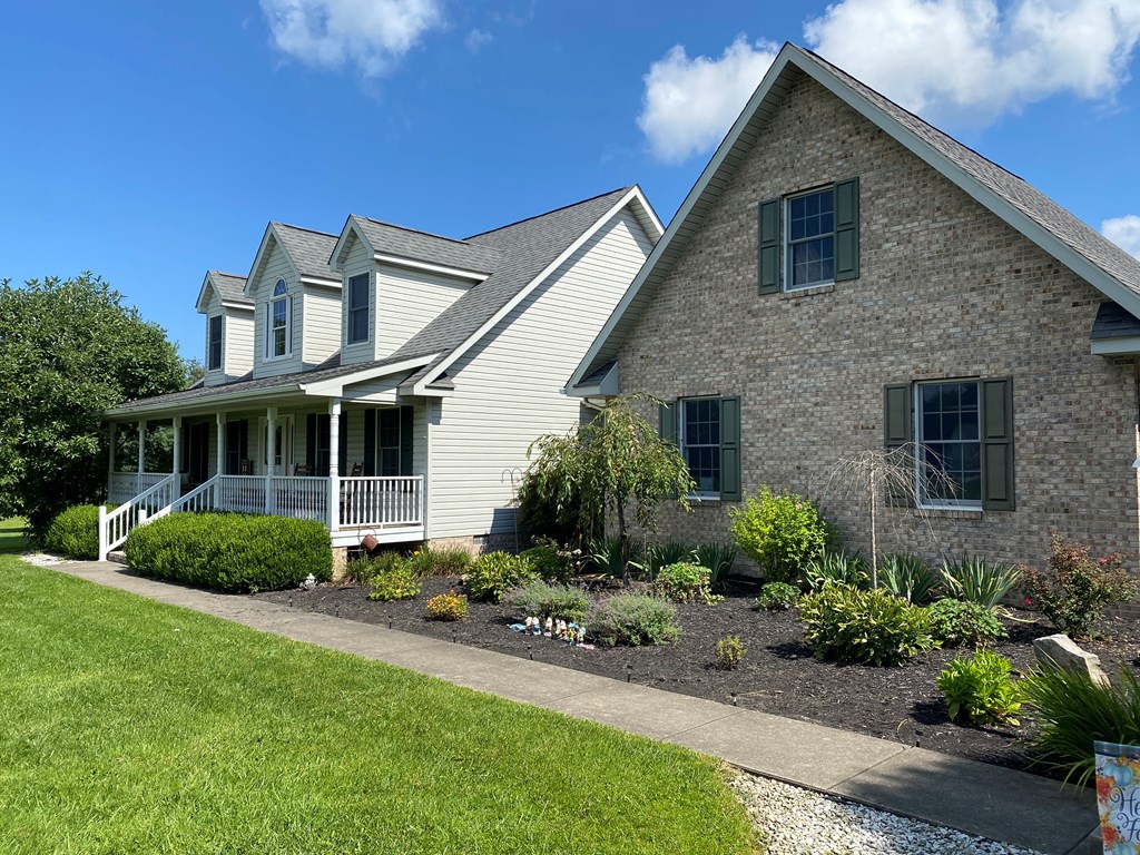 116 Lady Slipper Circle, Beaver, West Virginia image 2