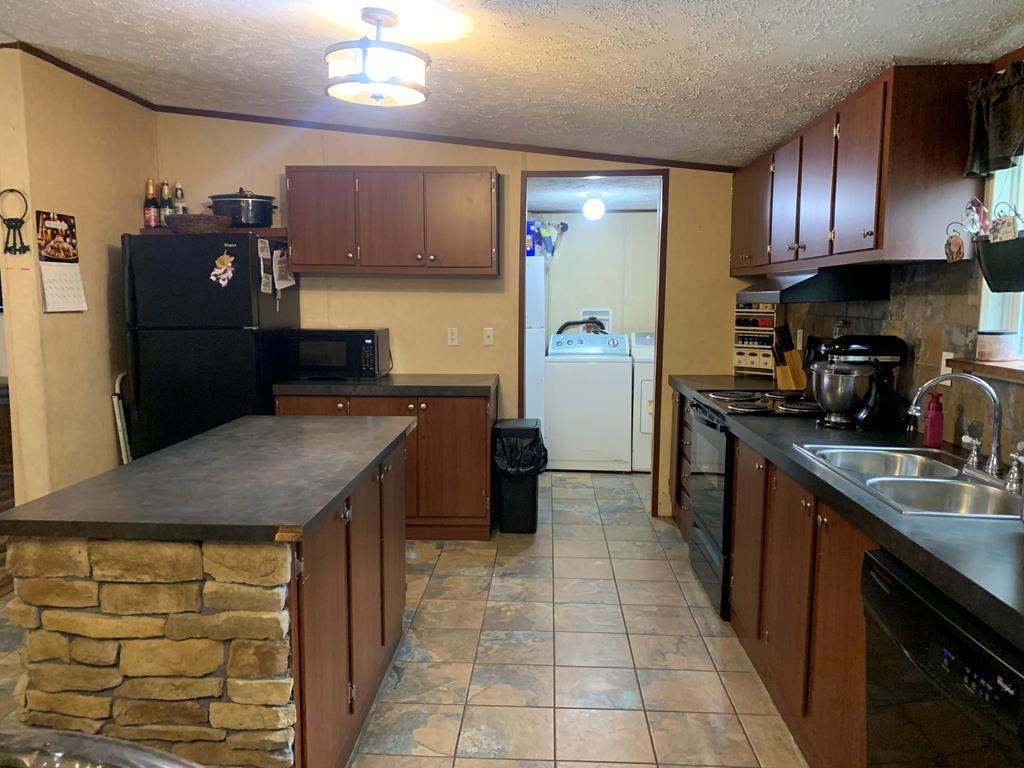 1650 Okey L Patteson Rd, Scarbro, West Virginia image 8