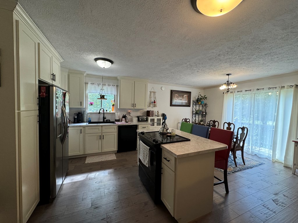 557 Blue Jay Six Road, Cool Ridge, West Virginia image 7