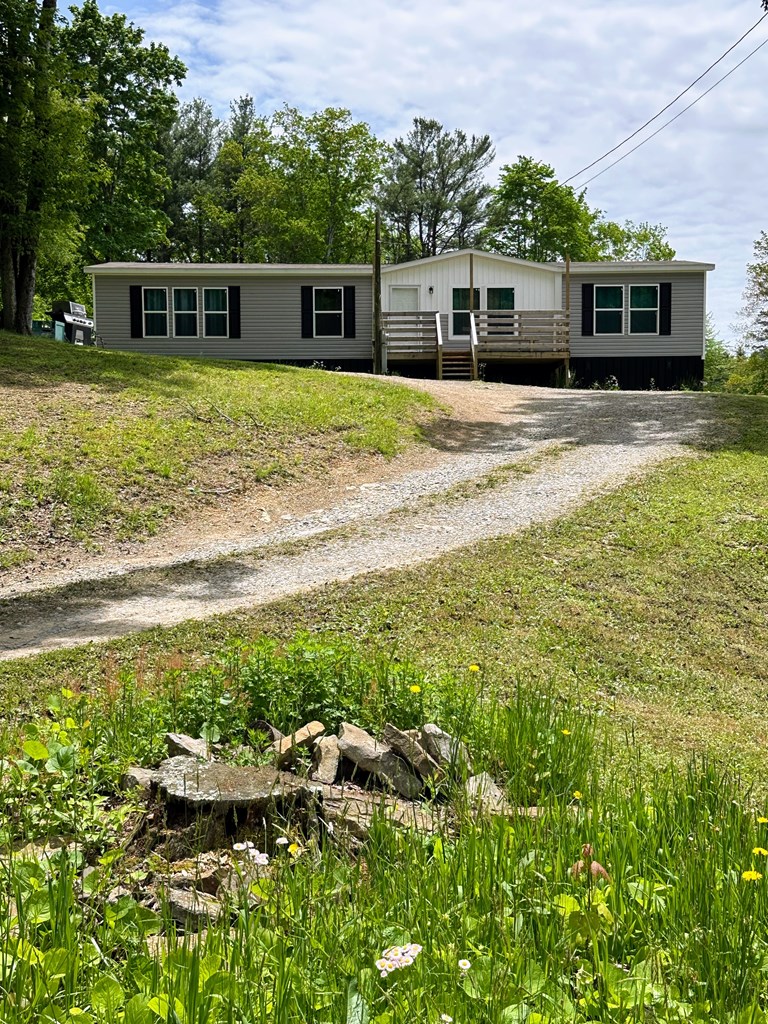 157 Prescott Street, Shady Spring, West Virginia image 2
