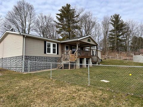 Homes For Sale - 6198 Webster<br/> Cowen, WV 26206