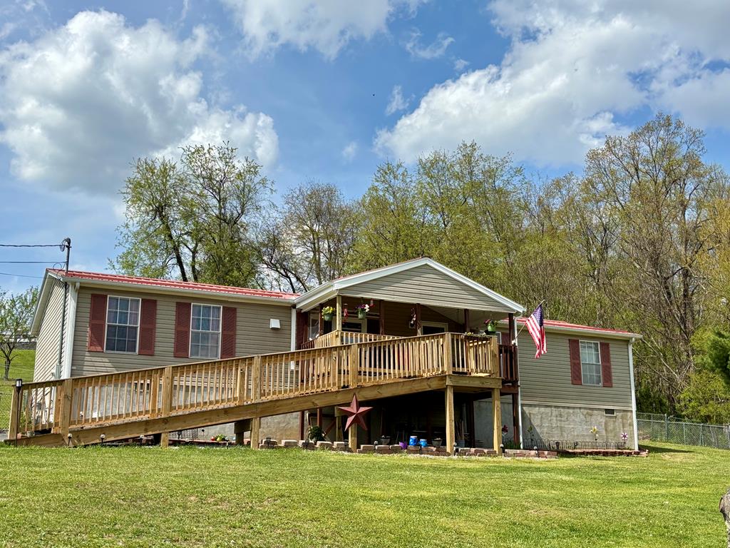 184 Pack Street, Cool Ridge, West Virginia image 1