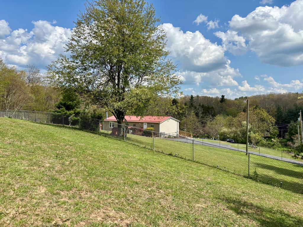 184 Pack Street, Cool Ridge, West Virginia image 32