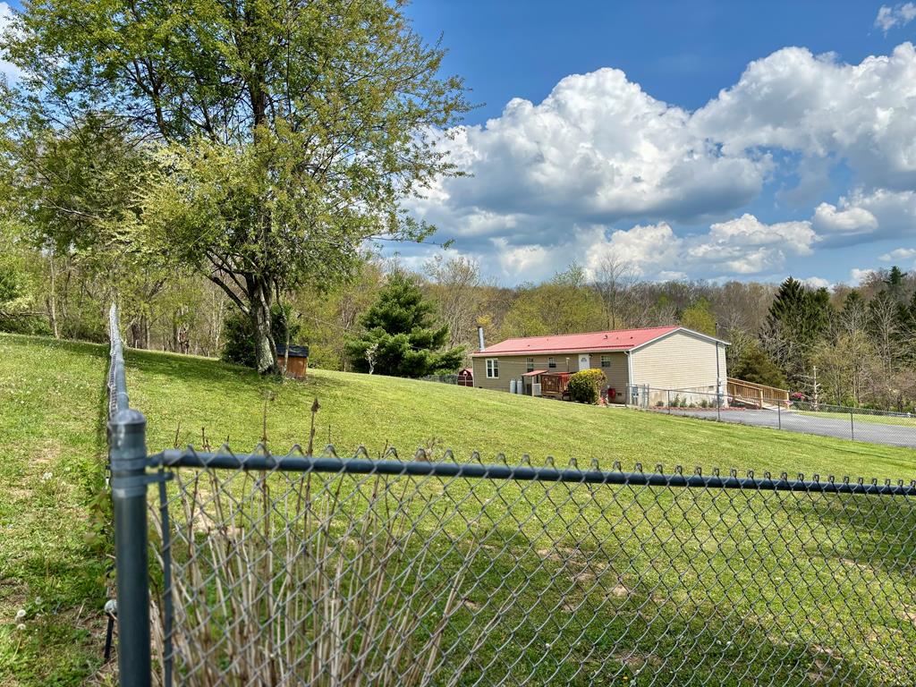 184 Pack Street, Cool Ridge, West Virginia image 30