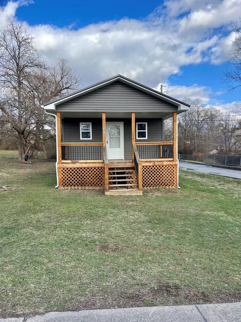 507 Roberts Ave, Oak Hill, West Virginia image 2