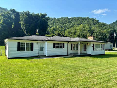 Homes For Sale - 489 Kopperston Road<br/> Wyoming County, Oceana, WV 24870