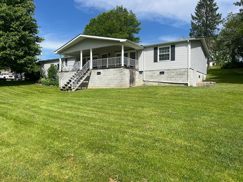1019 Summerlee Ave, Oak Hill, West Virginia image 1