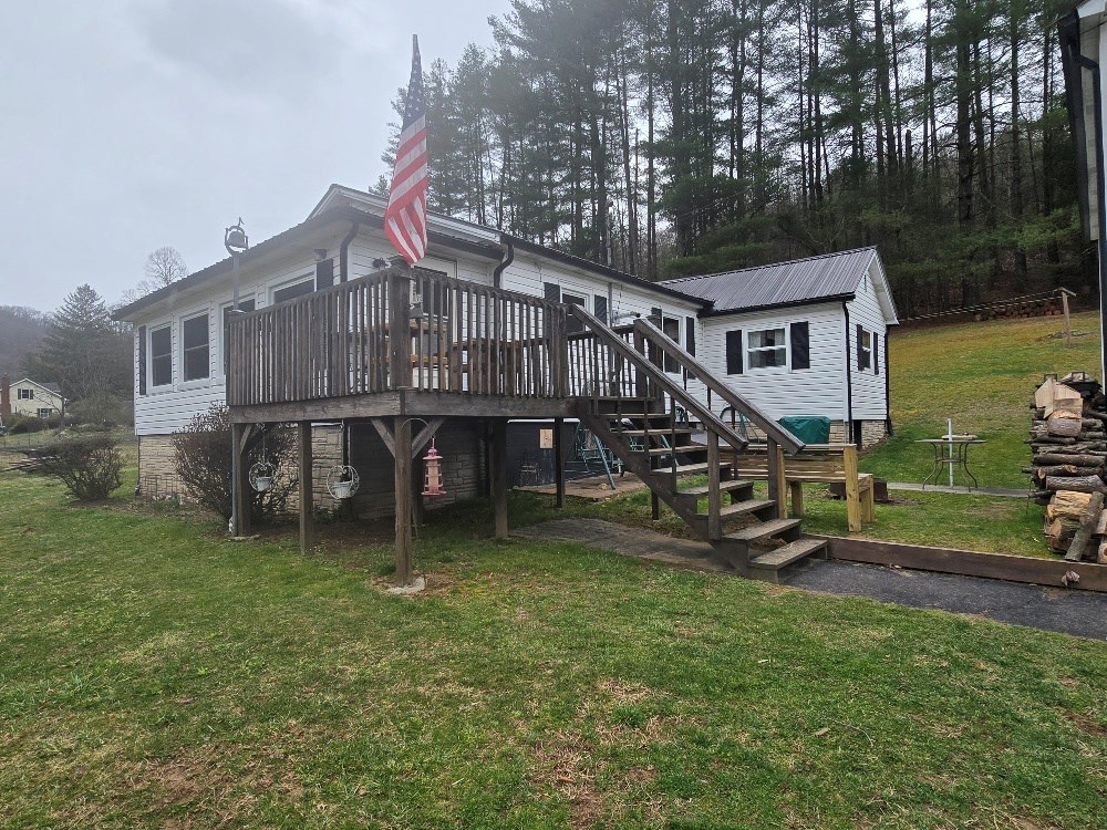 884 Upper Rock Creek Rd, Rock Creek, West Virginia image 4
