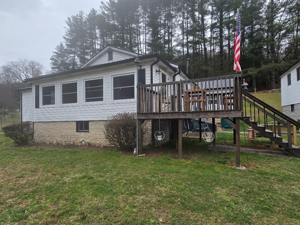 884 Upper Rock Creek Rd, Rock Creek, West Virginia image 5