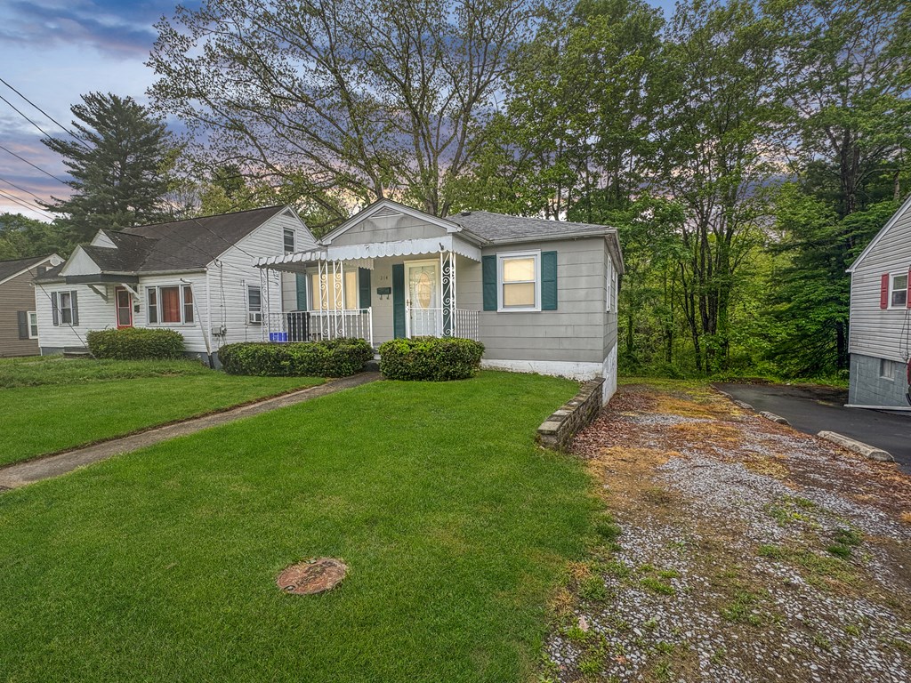 214 Dorcas Ave, Beckley, West Virginia image 10
