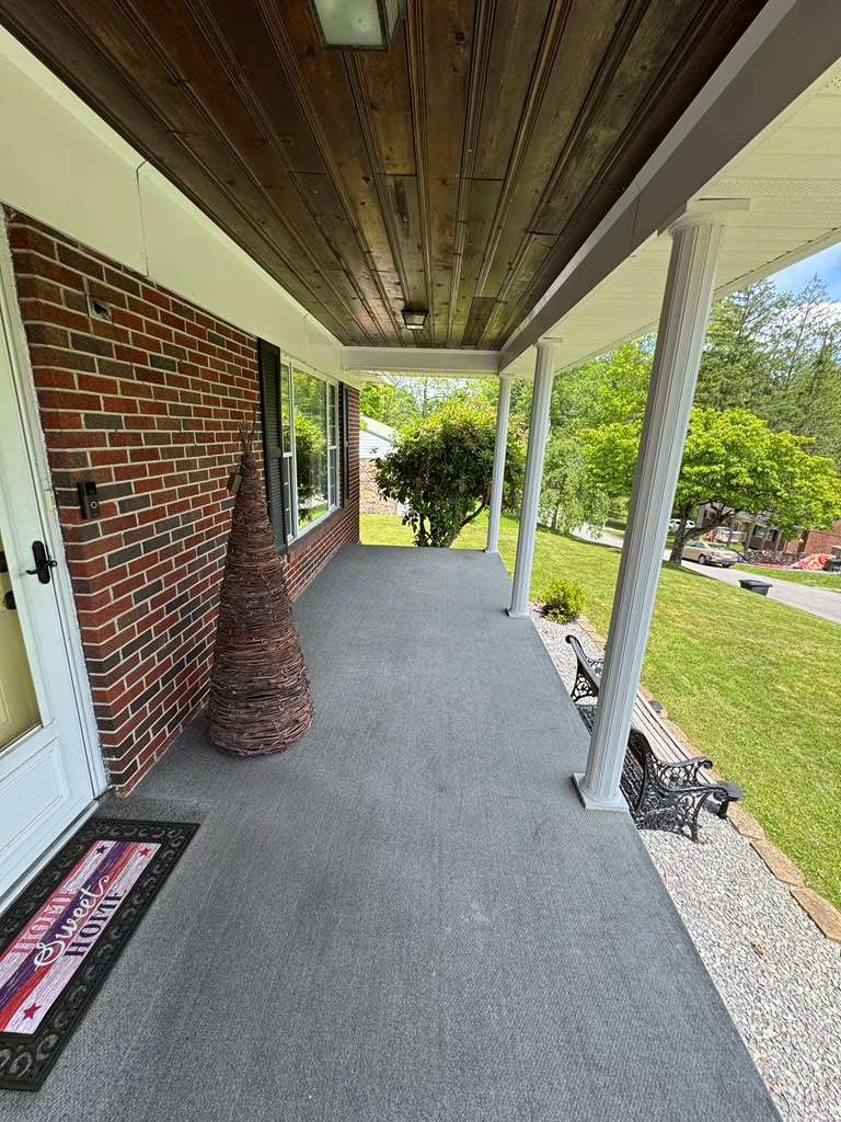 1509 Oak Forest Road, Oak Hill, West Virginia image 6