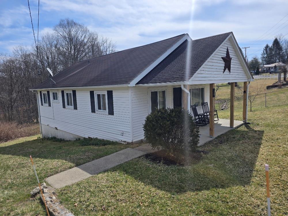 7824 Gatewood Road, Fayetteville, West Virginia image 1