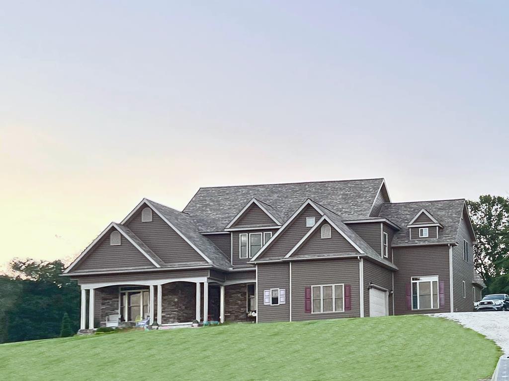 125 Breezewood Way, Fairdale, West Virginia image 1