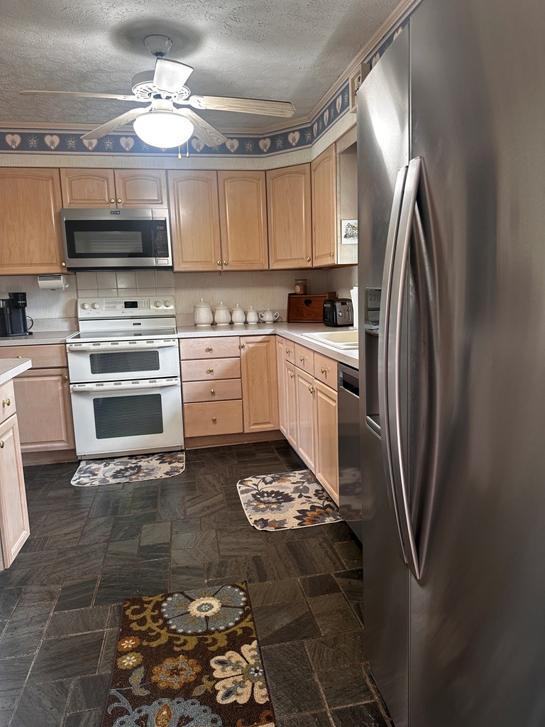 341 Division St, Shady Spring, West Virginia image 2