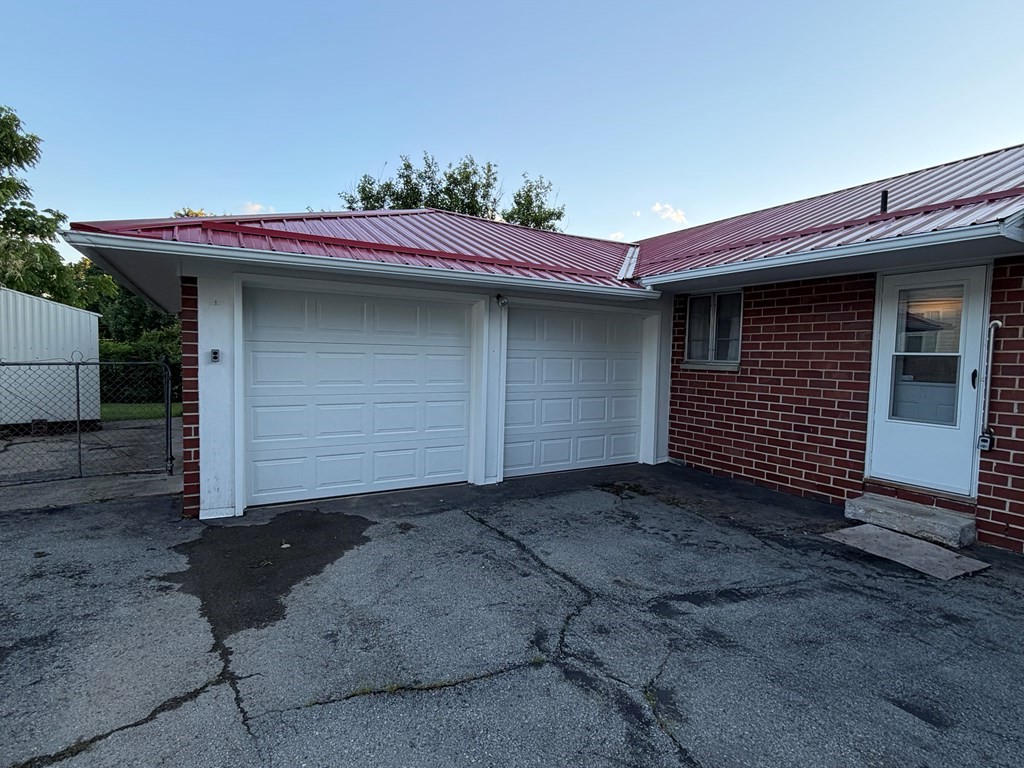 107 Travelers Lane - Photo 4