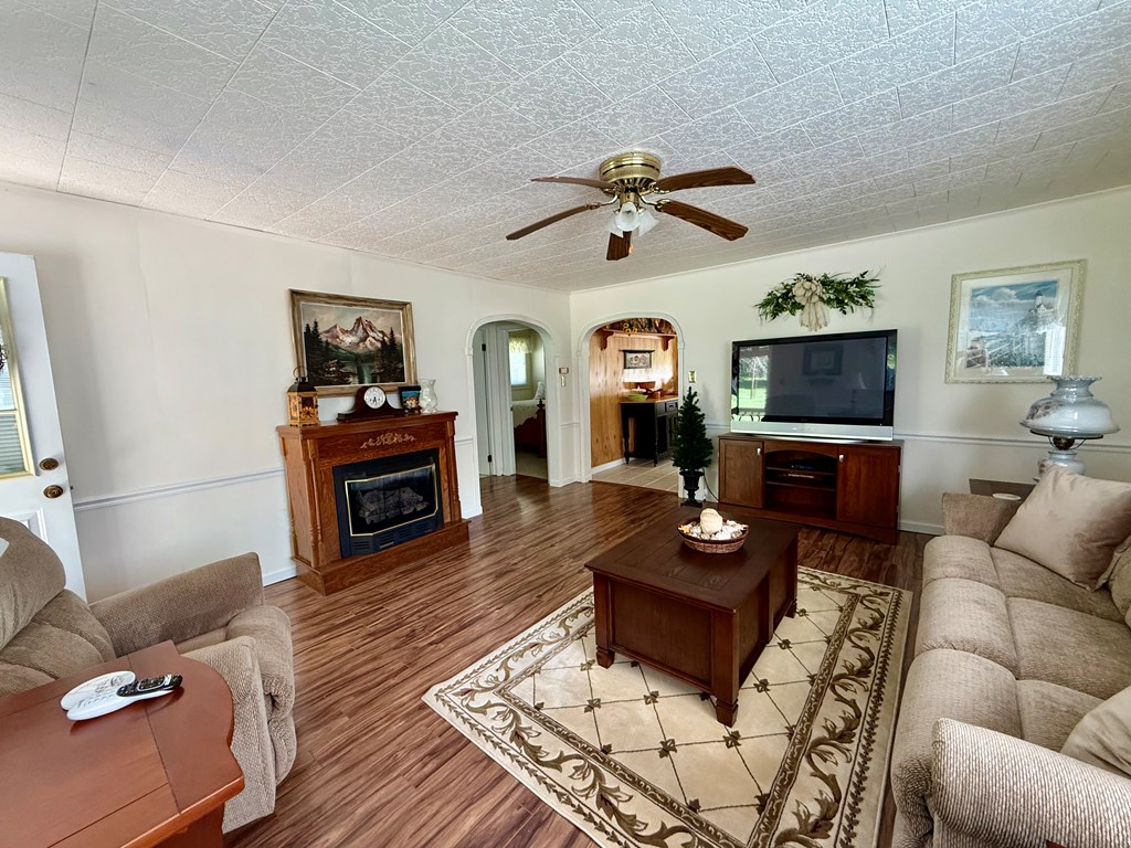 62 River Drive, Hinton, West Virginia image 20