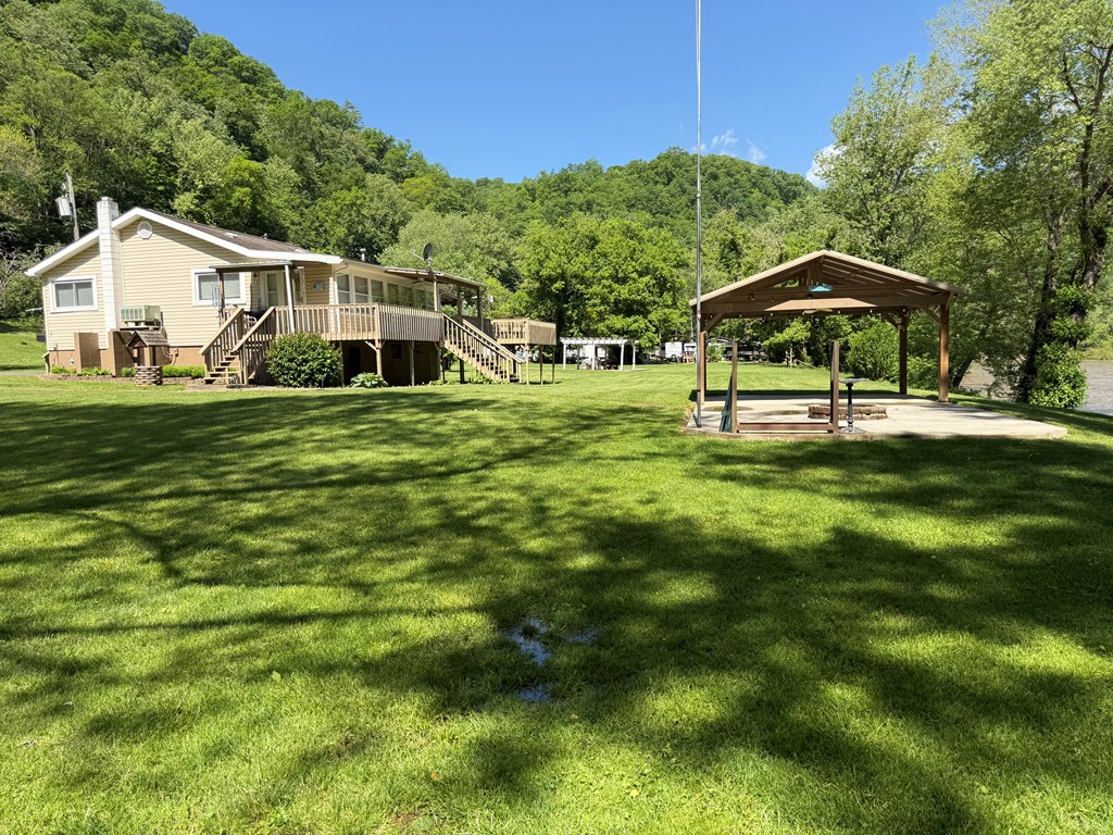 62 River Drive, Hinton, West Virginia image 9