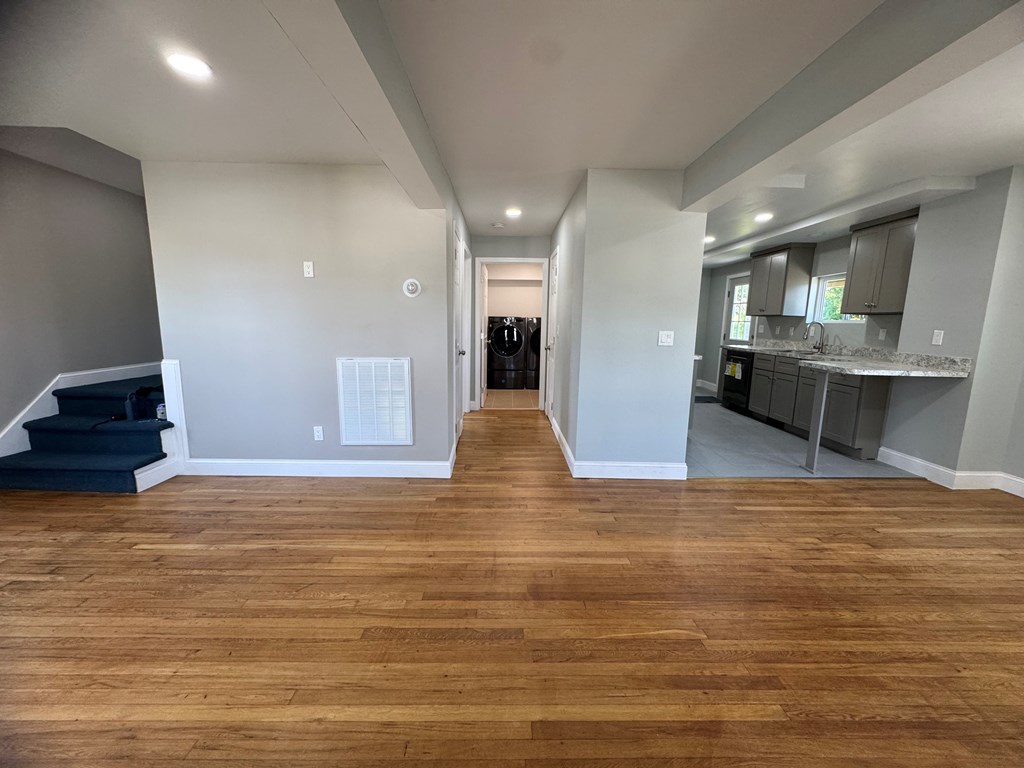 423 Myers Ave, Beckley, West Virginia image 2