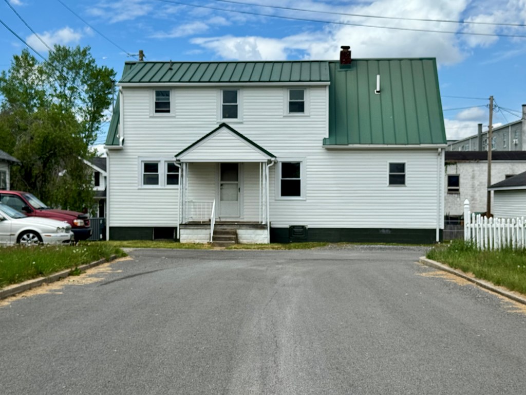 301 Burgess St, Beckley, West Virginia image 2