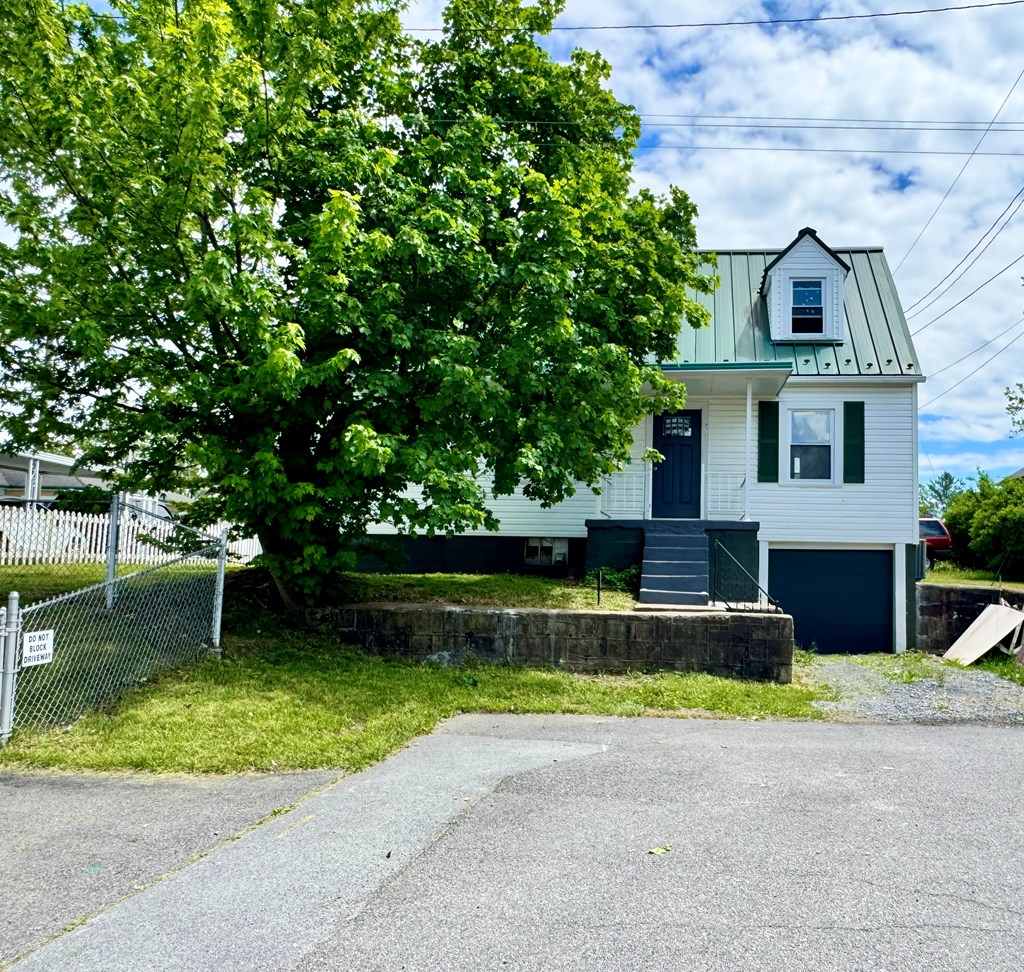 301 Burgess St, Beckley, West Virginia image 11