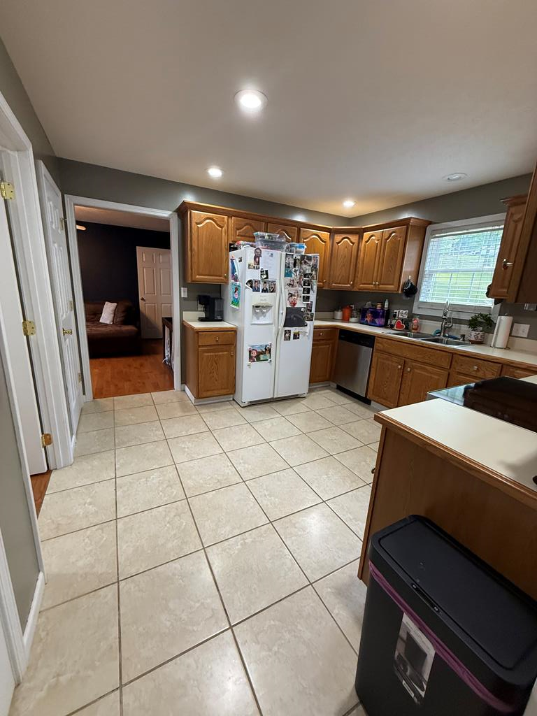 144 Oak Ridge Lane, Shady Spring, West Virginia image 4