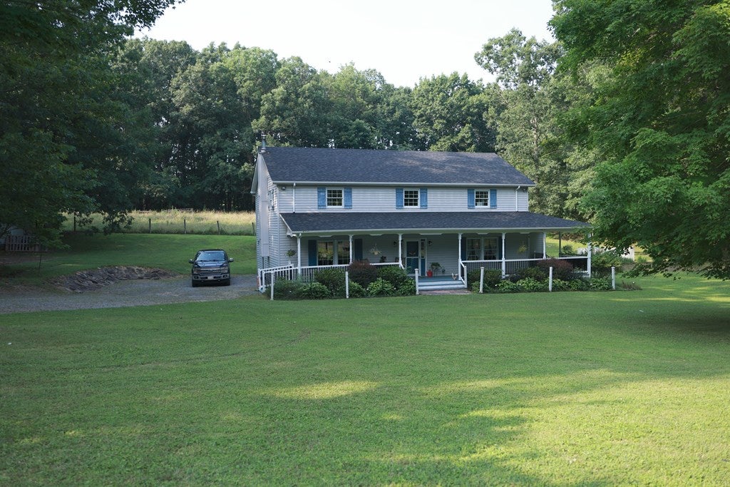 205 Elizabeth Kay Lane - Photo 3