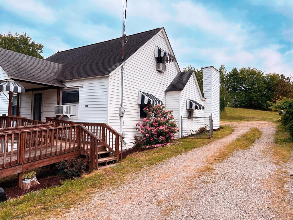 134 6th St, Bradley, West Virginia image 6