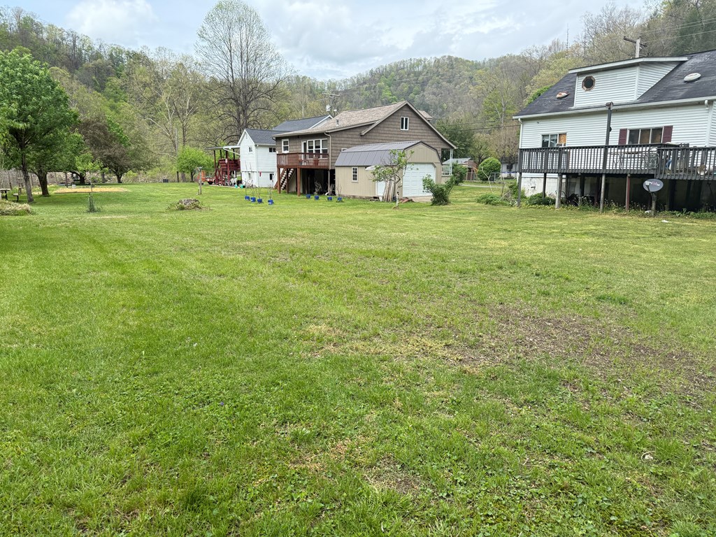 241 Sycamore Avenue, Pineville, West Virginia image 6