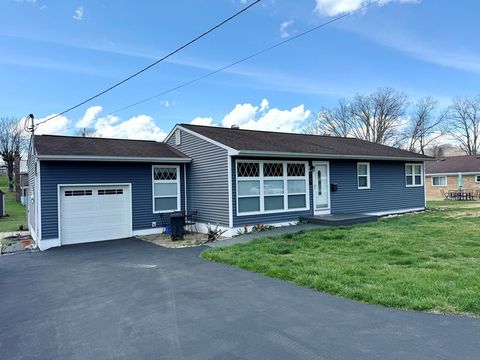 Homes For Sale - 107 Center St<br/> Summersville, WV 26651