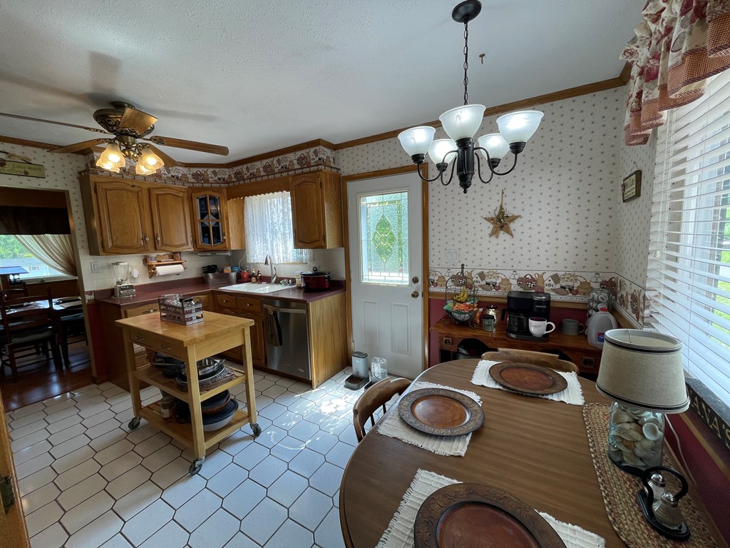114 Sidney St, Beckley, West Virginia image 22