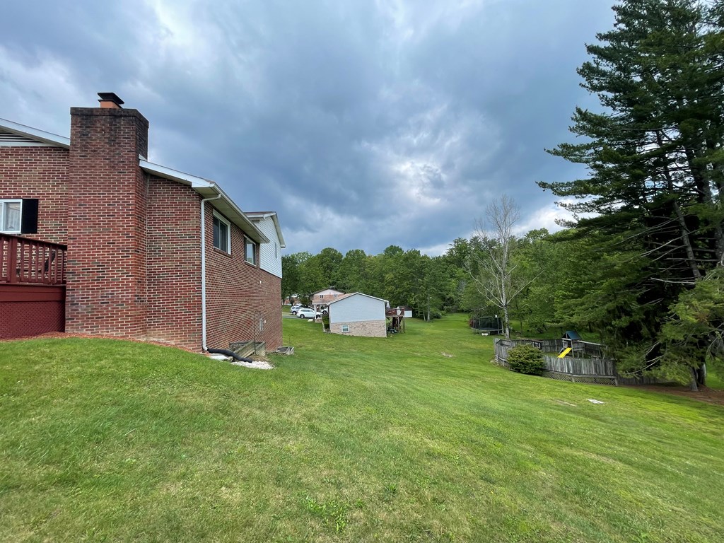 114 Sidney St, Beckley, West Virginia image 48