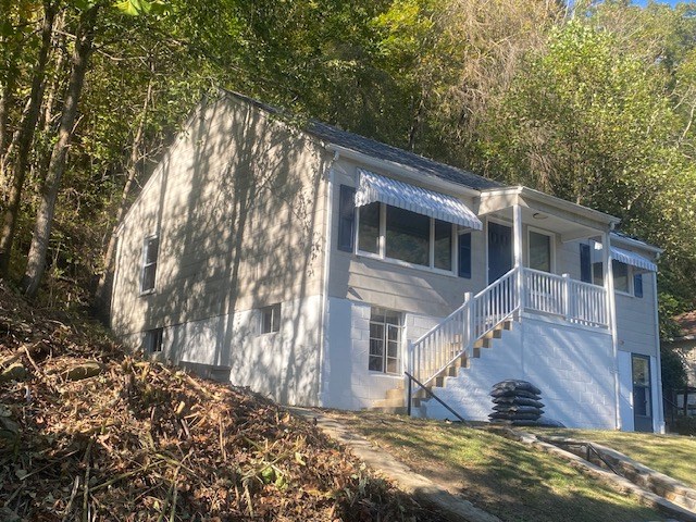 400 Fairview Avenue, Mullens, West Virginia image 2