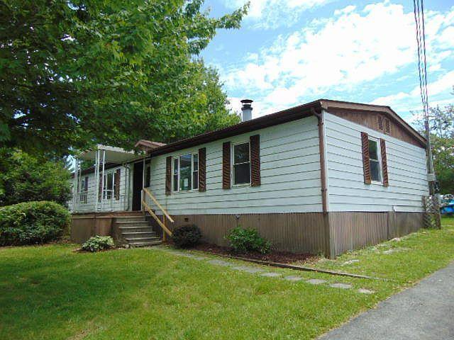 104 2nd St, Shady Spring, West Virginia image 1