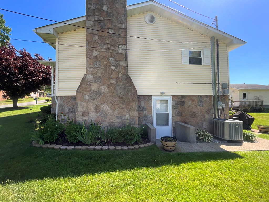 136 Taft Street - Photo 4