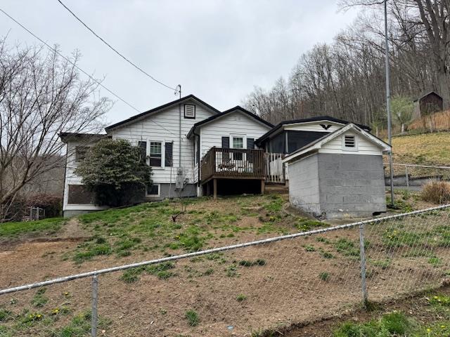 420 Old Country Rd, Naoma, West Virginia image 1