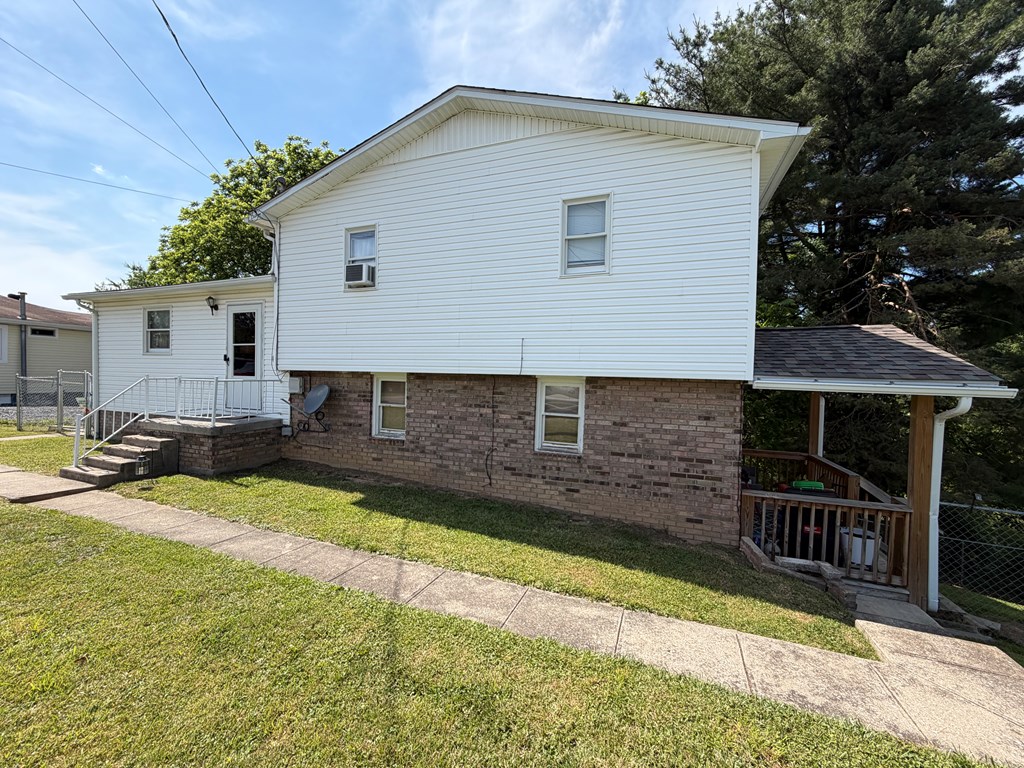 119 Pershing Avenue - Photo 4