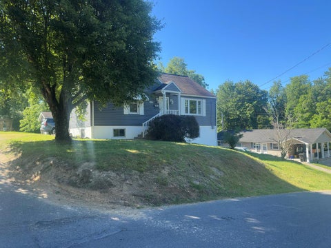 Homes For Sale - 407 E Street<br/> Beckley, WV 25801