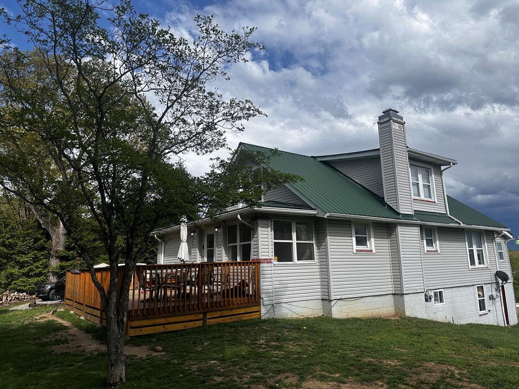 455 Midway Rd, Crab Orchard, West Virginia image 1